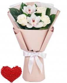 Букет Белых Роз и Орхидей