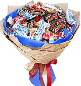 Букет с Bounty Twix Mars Kitkat