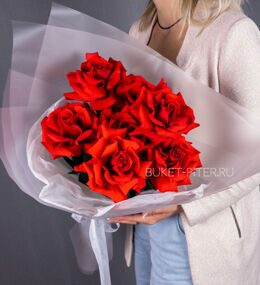 Букет из Ярких Французских Красных Роз